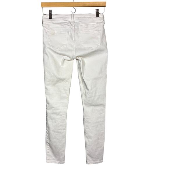 Abercrombie & Fitch The A&F White Ankle Destroyed Skinny jeans NWT size 25/0 R - Picture 2 of 6